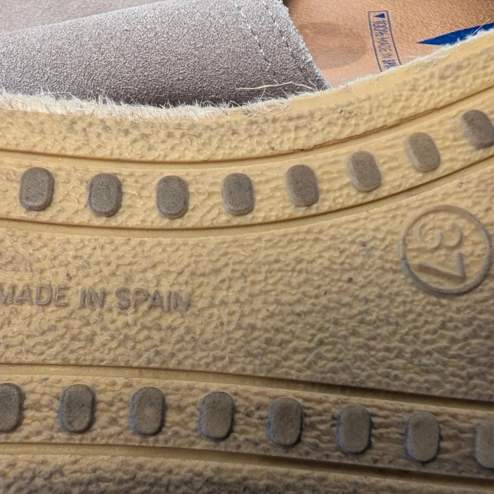 Verbenas Gaudi Taupe Suede Espadrilles Made in Spain Flat‎ Slip On Shoes Size 37